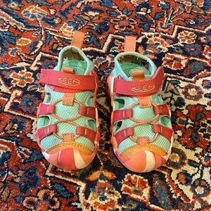 KEEN Kids' Red and Green Sandals